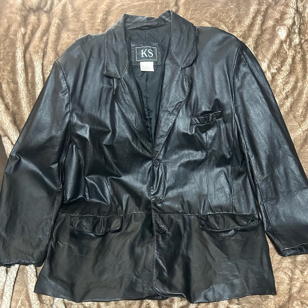 Men’s black leather jacket